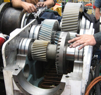 Cach Bao Tri Thiet Bi Xang Dau De Keo Dai Tuoi Tho May Moc