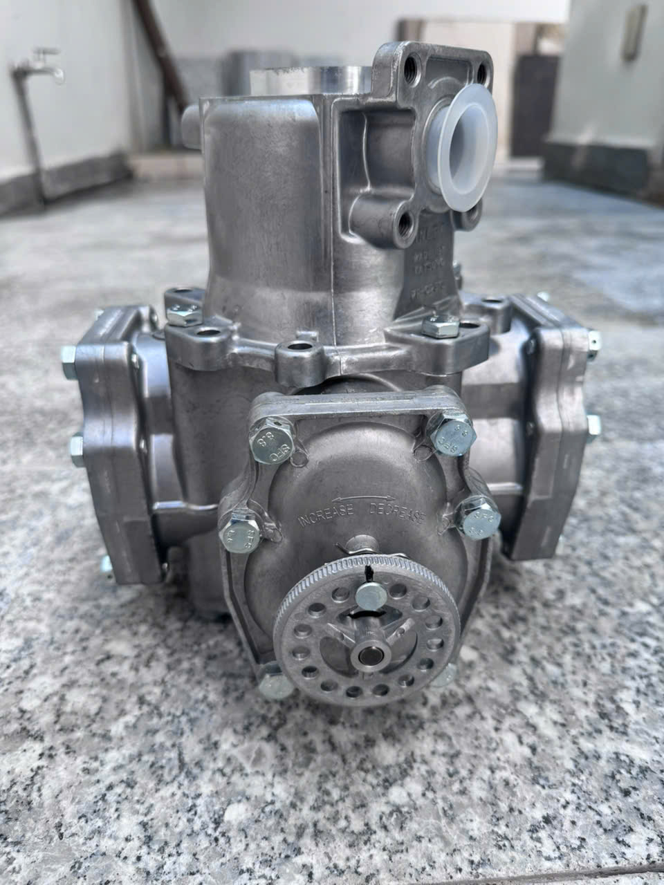 Z7186688305495 B46de30738121e4e359e9a222f51709d